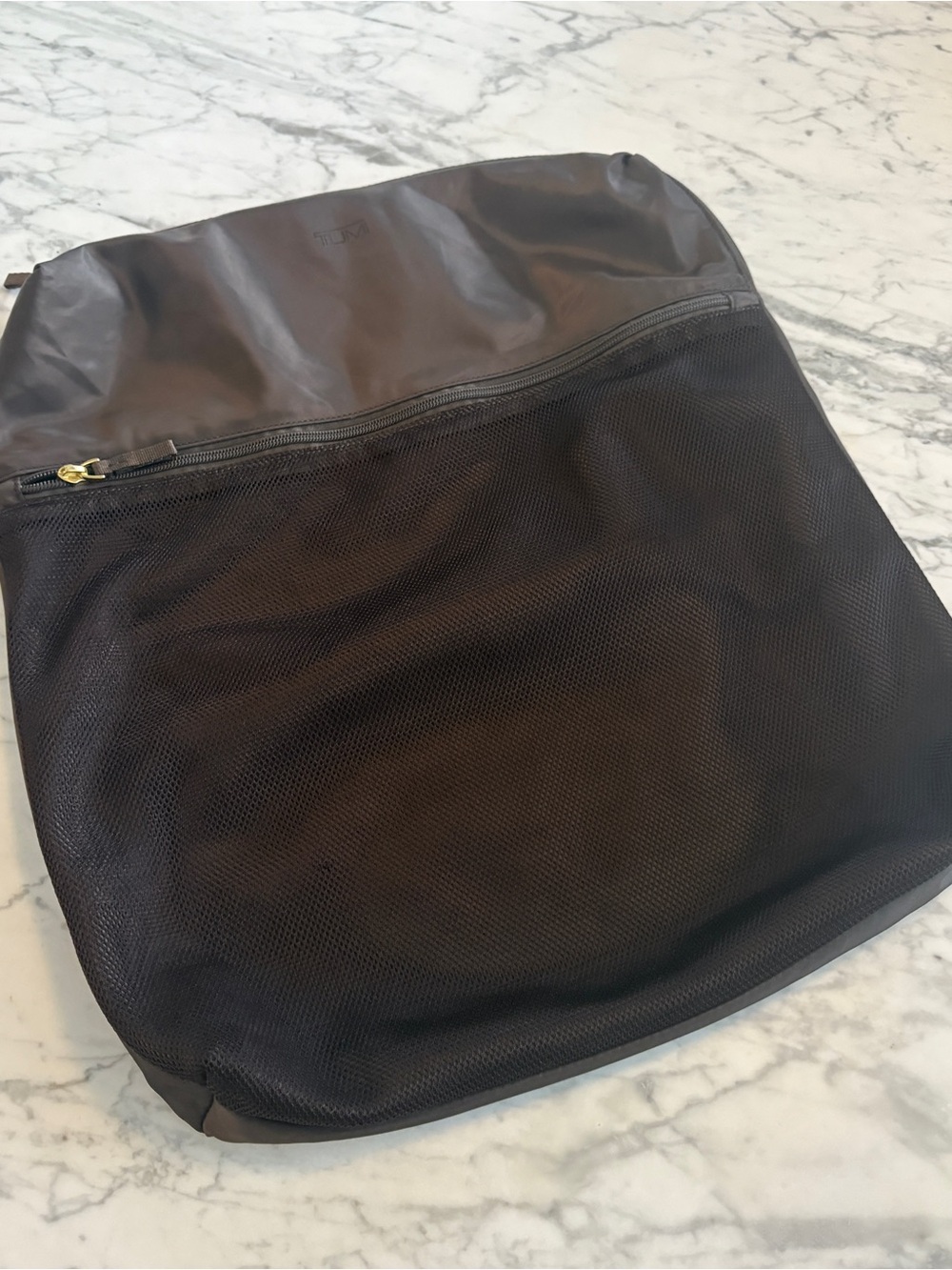 TUMI VOYAGEUR LAUNDRY BAG IN MINK